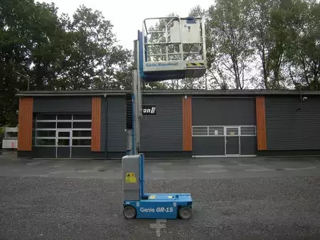 Vertical mast lift 2021  Genie GR-15 (1)