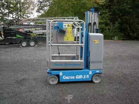 Vertical mast lift 2021  Genie GR-15 (11)