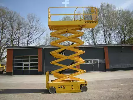 Scherenarbeitsbühne 2014  Genie GS 4047 (ID1233) (1)
