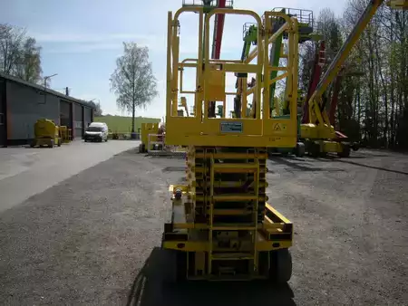 Scherenarbeitsbühne 2014  Genie GS 4047 (ID1233) (23)