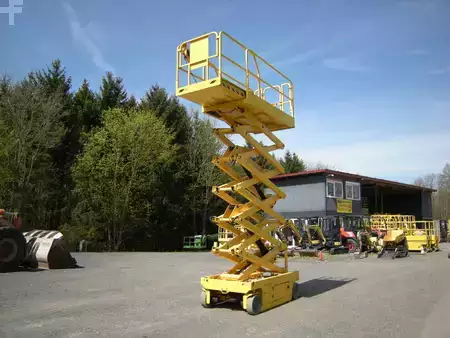 Scherenarbeitsbühne 2014  Genie GS 4047 (ID1233) (6)