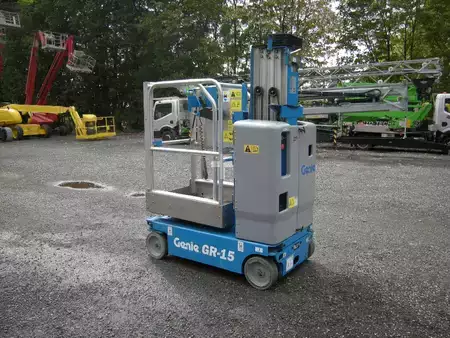 Vertical mast lift 2021  Genie GR-15 (23)
