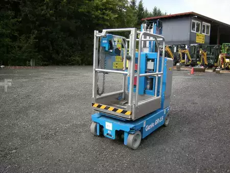 Vertical mast lift 2021  Genie GR-15 (25)