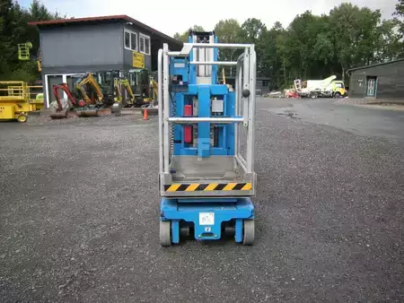 Vertical mast lift 2021  Genie GR-15 (26)