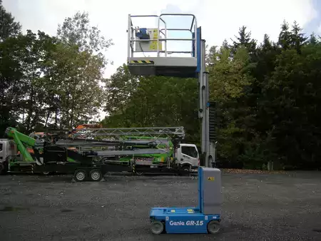 Vertical mast lift 2021  Genie GR-15 (5)