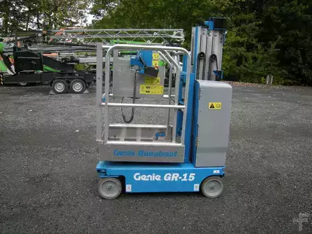 Vertical mast lift 2021  Genie GR-15 (10)