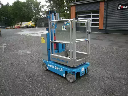 Vertical mast lift 2021  Genie GR-15 (12)