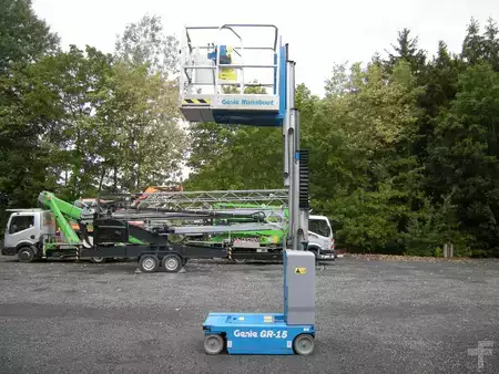 Vertical mast lift 2021  Genie GR-15 (5)