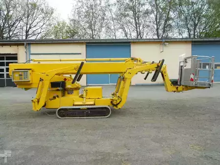Podnośnik teleskopowy 2010  Teupen Leo 25 T plus (23)