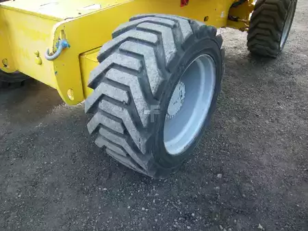 Podnośnik teleskopowy 2015  Genie S85 Allrad (9)