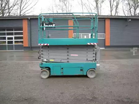 Scherenarbeitsbühne 2015  Genie GS 4047 (ID2839) (16)