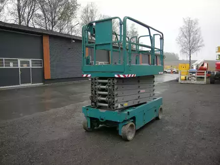 Scherenarbeitsbühne 2015  Genie GS 4047 (ID2839) (17)