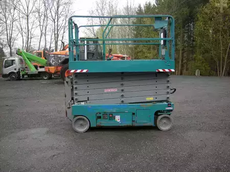 Scherenarbeitsbühne 2015  Genie GS 4047 (ID2839) (20)