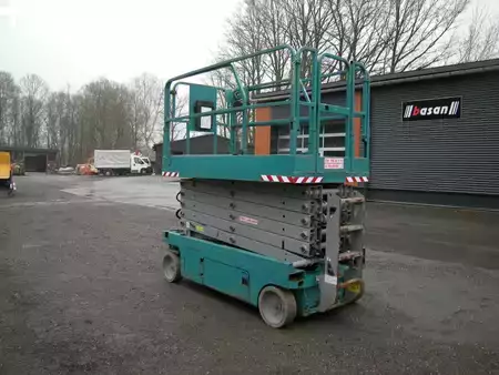 Scherenarbeitsbühne 2015  Genie GS 4047 (ID2839) (23)