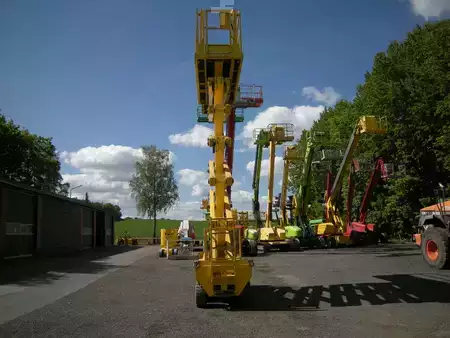 Pracovní plošina s nůžkovým zdvihem 2017  Holland-Lift HL190E12 (3)