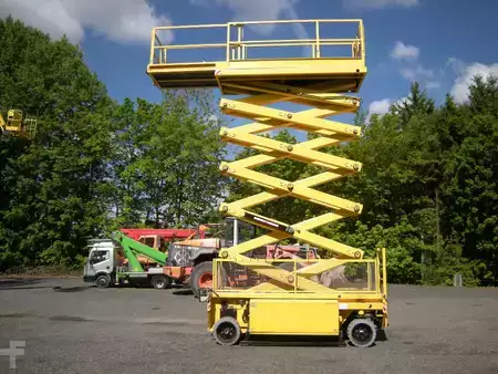 Pracovní plošina s nůžkovým zdvihem 2017  Holland-Lift HL190E12 (5)