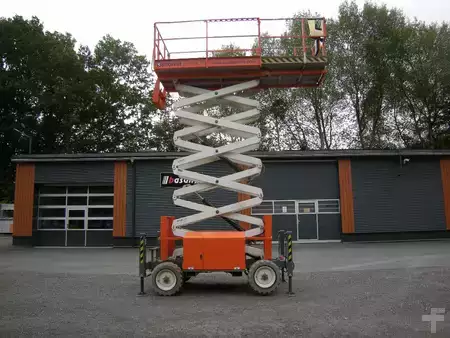 Pracovní plošina s nůžkovým zdvihem 2018  Snorkel S3970RT (1)