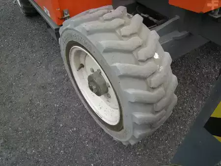 Pracovní plošina s nůžkovým zdvihem 2018  Snorkel S3970RT (10)