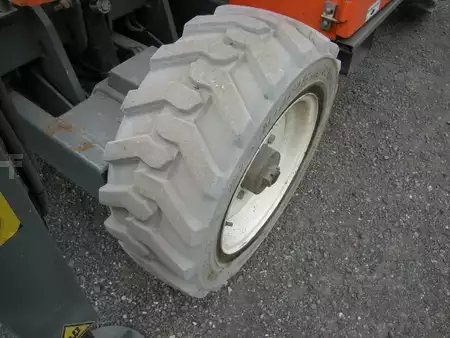 Pracovní plošina s nůžkovým zdvihem 2018  Snorkel S3970RT (11)