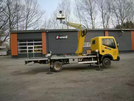 Teleskopická plošina 2014  Renault Maxity mit Multitel 160 Alu DS (6)