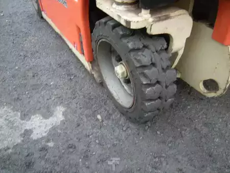 Vertical mast lift 2004  JLG Toucan 1010 (9)