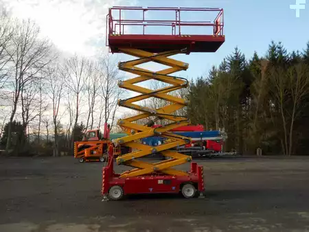 Plataforma Tijera 2013  PB Lift PBS171-12ES Schmal mit Stützen (5)