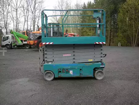 Scissors Lifts 2015  Genie GS 4047 (12)