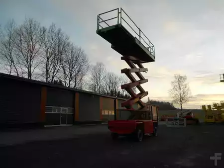 Scissor lift 2002  Liftlux SL172-18E2WD Elektro (2)
