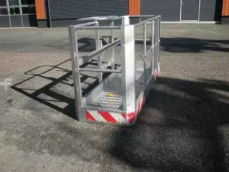 Outro 2008  Arbeitskorb für Snorkellift SB 47 oder TB 50 (2)