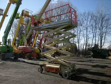 Nacelle à ciseaux 2005  JLG 3246 ES (4)