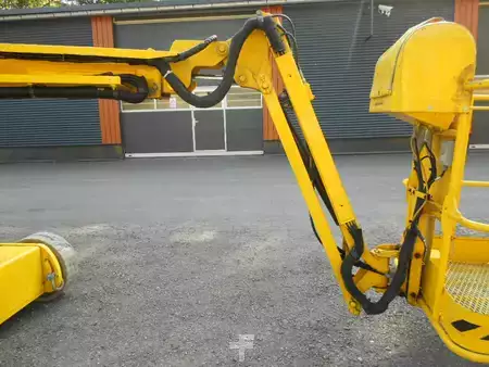 Podnośnik przegubowy 2011  Genie Z34/22N (12)