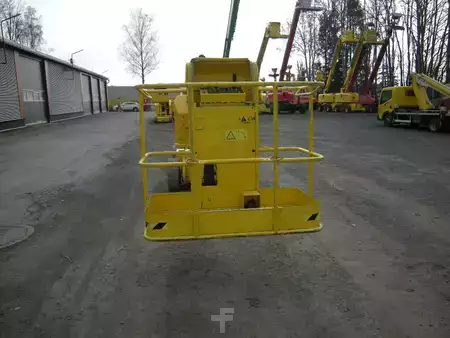 Podnośnik przegubowy 2011  Genie Z34/22N (3)