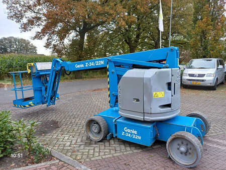 Fler stegs bom 2016 Genie Z34/22N (4)