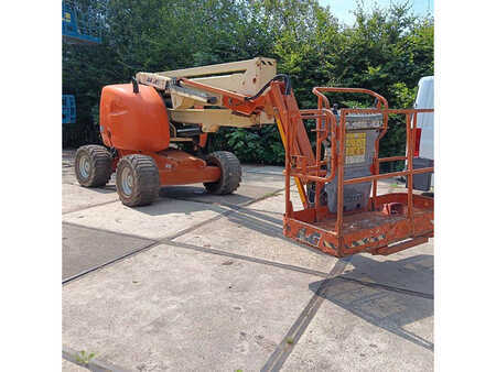 Nacelle articulée 2007 JLG 450AJ (1)