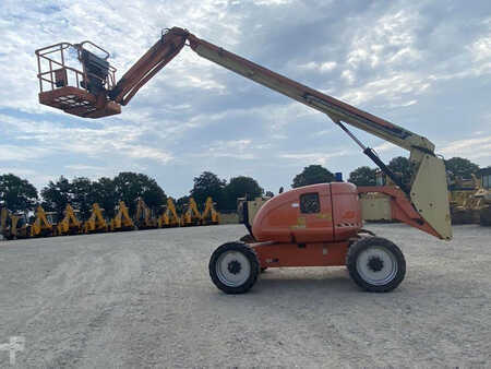 Nacelle articulée 2011 JLG 600AJ (1)