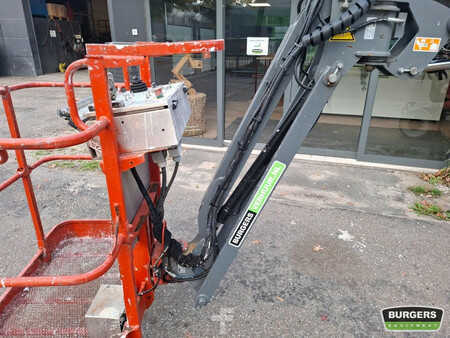 Kloubová pracovní plošina 2017  Skyjack SJ30 ARJE (12)