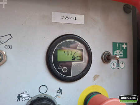 Kloubová pracovní plošina 2017  Skyjack SJ30 ARJE (8)