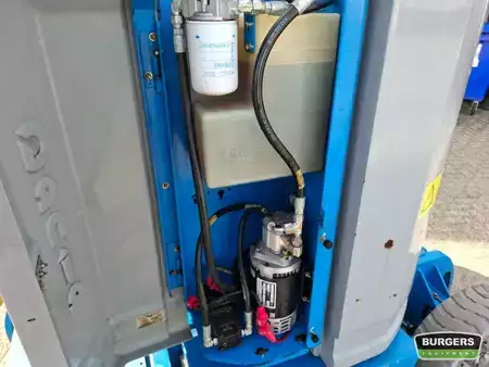 Plataformas articuladas 2012  Genie Z30/20N RJ (9)