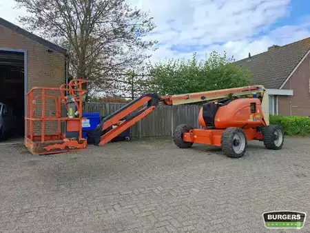Kloubová pracovní plošina 2014  JLG 600AJ (1)