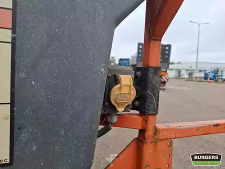 Articulating boom 2013  JLG 800AJ (17)