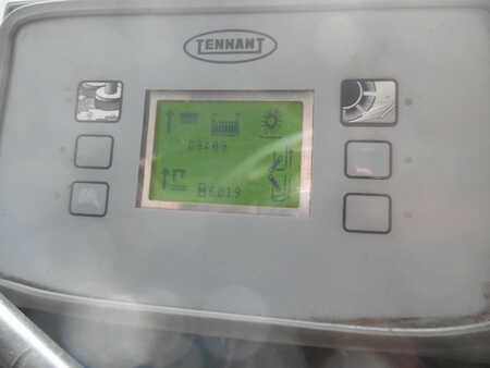 Máquina barredora 2012  TENNANT VEEG SCHROB MACHINE 8300 (8)