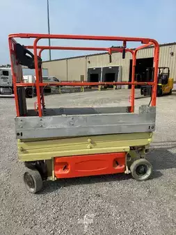 Plataforma de Tijera 2010  JLG 1930ES (5)