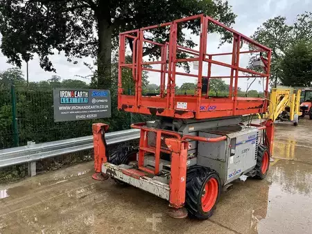 Podnośnik nożycowy 2012  Skyjack SJ6832RT Scissor Lift (2)