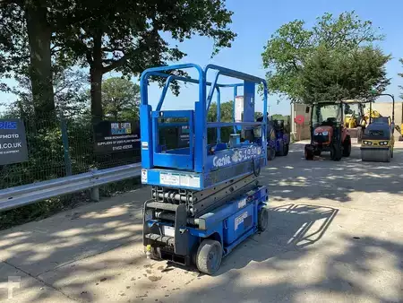Plataforma Tijera 2001  Genie GS-1930 Scissor Lift (2)