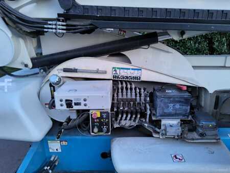 Csukló munka emelvény 2012  Niftylift HR 21 HYBRID knikarmhoogwerker Nifty 2012 HR21 (16)