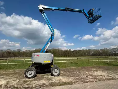 Gelenkteleskopbühne 2024  Genie Z45/25 J RT z45 Genie knikarmhoogwerker 4x4 (18)