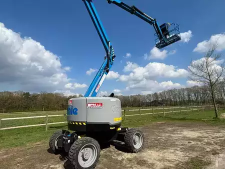 Gelenkteleskopbühne 2024  Genie Z45/25 J RT z45 Genie knikarmhoogwerker 4x4 (19)