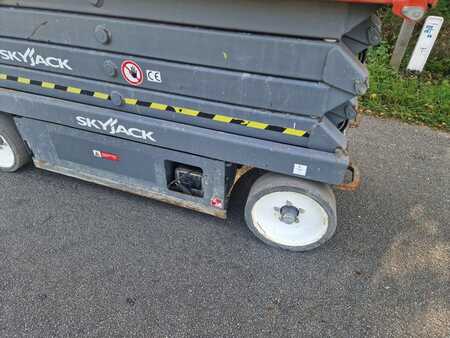 Saksinostimet 2014 SkyJack sj3226 elektrische schaarlift schaar hoogwerker (6)