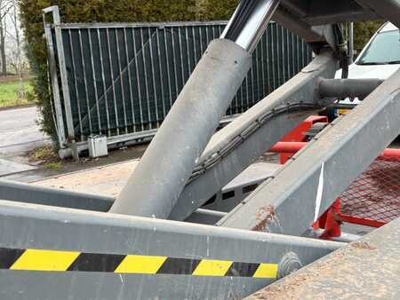 Scherenarbeitsbühne 2015  SkyJack SJ 6832 RT 12m schaarhoogwerker 4x4 Skyjack (14)