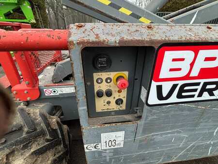 Scherenarbeitsbühne 2015  SkyJack SJ 6832 RT 12m schaarhoogwerker 4x4 Skyjack (17)